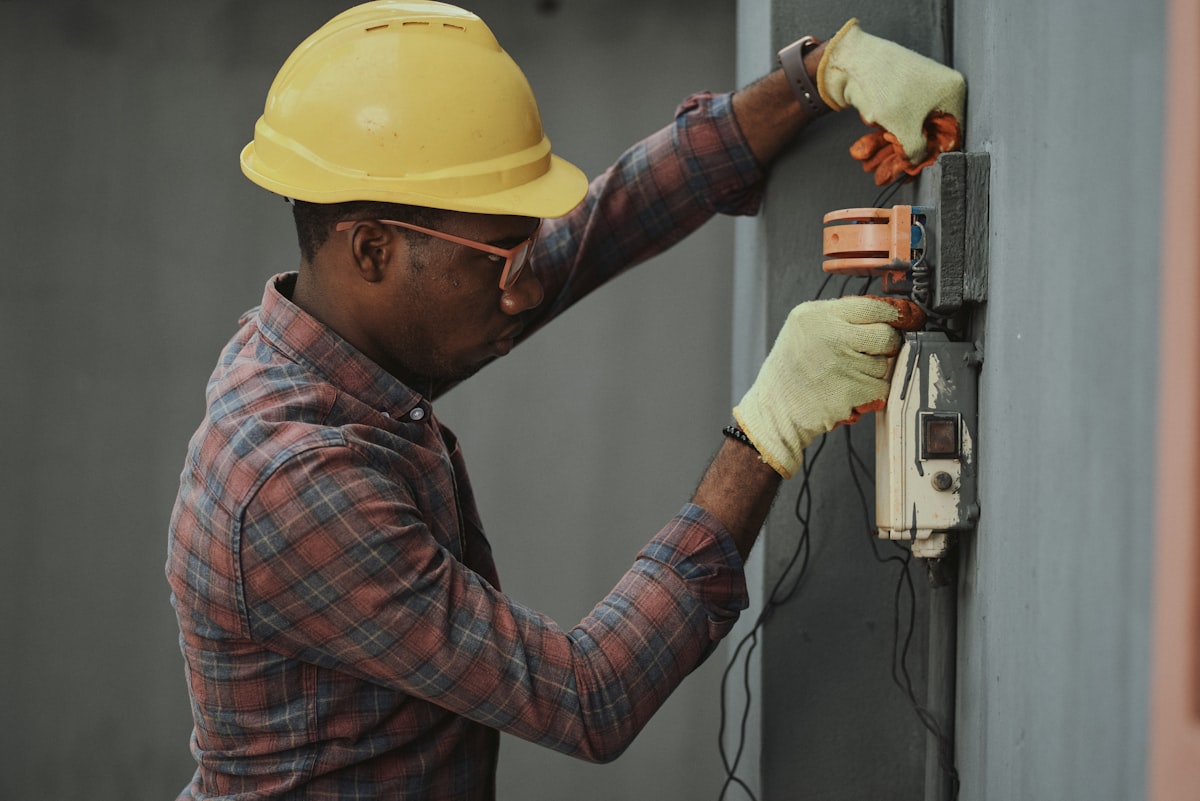 Expert painting contractor services rated highly